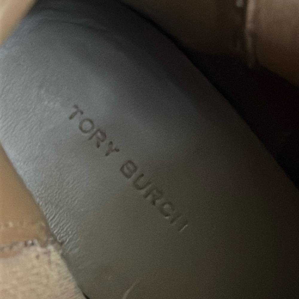 Tory Burch Lug Sole Chelsea Boot, NEW - Picture 13 of 17